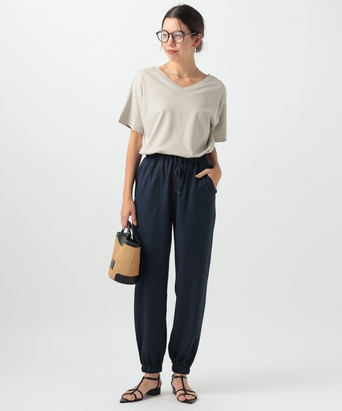 BAYFLOW（ベイフロー）の「[V・Uネックで着られる]シルケット2WAY半袖T（Tシャツ/カットソー・レディース・ブラック/オフホワイト/ライトグレー/ミント・LARGE/SMALL/MEDIUM）」の13枚目の写真