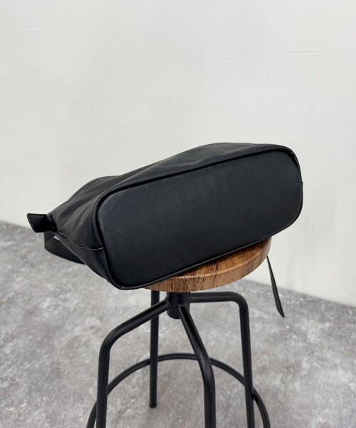 fredy emue（フレディエミュ）の「【maison vert /メゾンヴェール】アウトポケワンハンドルトートバッグ（ショルダーバッグ・レディース・アイボリー/ブラック/ブラウン・FREE）」の20枚目の写真