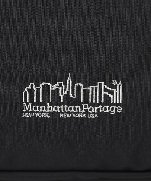 Manhattan Portage（マンハッタンポーテージ）の「RAMBLE ACTION BAG（ショルダーバッグ・メンズ・ブルー/ブラック・MEDIUM）」の8枚目の写真