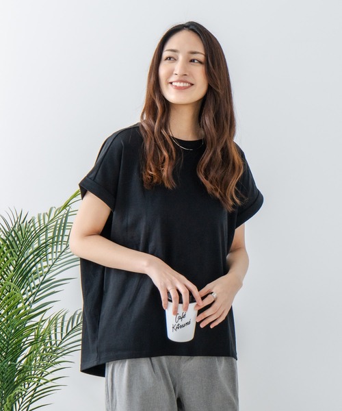 LB/S (エルビーエス)の「【汗染みの目立ちにくいTシャツ ZEROSTAIN/ゼロステイン】ロールカフラウンドヘムTシャツ 撥水・防汚加工 涼しい・透けにくい 大人カジュアル(Tシャツ/カットソー・レディース・スミクロ/ダークグリーン/ブラック/ホワイト/パープル/オフホワイト・LARGE/MEDIUM)」の1枚目の写真