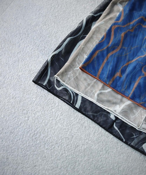 cheriella（シェリエラ）の「【cheriella】マーブルハイネックシアートップス半袖 新色追加 MARBLE HIGH-NECK SHEER SHORT TOPS NEW COLOR（Tシャツ/カットソー・レディース・チャコール/ブルー/ブラック/グレイッシュベージュ/ブルーグリーン/ワイン・M）」の7枚目の写真