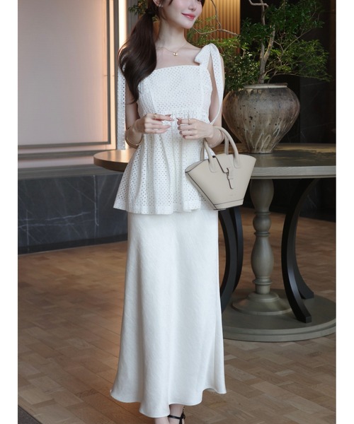 fray i.d ショルダーリボンペプラムブラウス FRAY I.D（フレイアイディー）の「ショルダーリボンペプラム