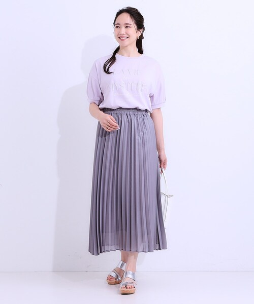 DRESKIP(ドレスキップ)の「【S-LL/ひんやり/UV】こなれ感あるぷっくりラメ デザインロゴTシャツ(Tシャツ/カットソー・レディース・ライトパープル/ライトベージュ/オフホワイト/チャコールグレー/ブラウン系・01/02/03/04)」の8枚目の写真