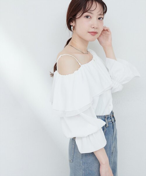 natural couture(ナチュラルクチュール)の「【WEB限定】マルチWAYフリル衿ブラウス(シャツ/ブラウス・レディース・オフホワイト/ネイビー/ミント/ブルー・FREE)」の1枚目の写真