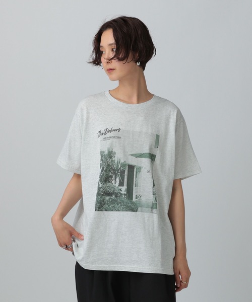 LEPSIM(レプシィム)の「オーバーサイズフォトT 492409(Tシャツ/カットソー・レディース・ライトグレー/チャコールグレー/オフホワイト・FREE)」の3枚目の写真