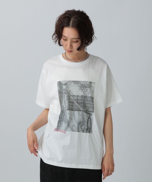 LEPSIM(レプシィム)の「オーバーサイズフォトT 492409(Tシャツ/カットソー・レディース・ライトグレー/チャコールグレー/オフホワイト・FREE)」の17枚目の写真