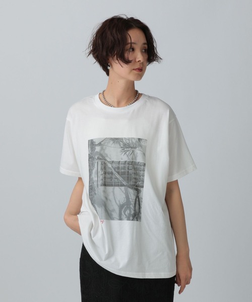 LEPSIM(レプシィム)の「オーバーサイズフォトT 492409(Tシャツ/カットソー・レディース・ライトグレー/チャコールグレー/オフホワイト・FREE)」の16枚目の写真