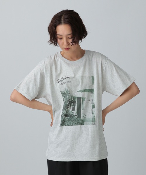 LEPSIM(レプシィム)の「オーバーサイズフォトT 492409(Tシャツ/カットソー・レディース・ライトグレー/チャコールグレー/オフホワイト・FREE)」の11枚目の写真
