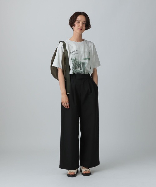 LEPSIM(レプシィム)の「オーバーサイズフォトT 492409(Tシャツ/カットソー・レディース・ライトグレー/チャコールグレー/オフホワイト・FREE)」の9枚目の写真