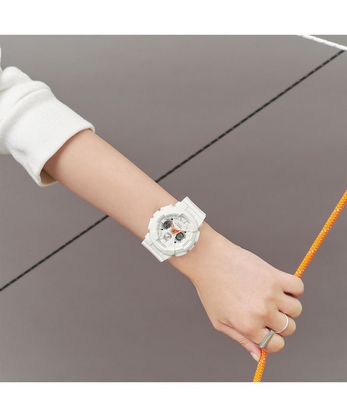 G-SHOCK(ジーショック)の「GMA-S120シリーズ / GMA-S120SA-7A1JF(アナログ腕時計・レディース・ホワイト・FREE)」の4枚目の写真