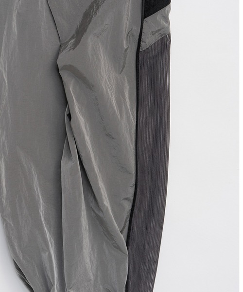 セール】ディフォームトラックパンツ / Deform Track Pants