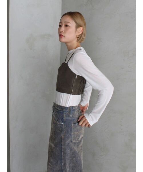 Ungrid（アングリッド）の「ハイツイストシアーロングスリーブTee（Tシャツ/カットソー・レディース・ターコイズブルー/オフホワイト/レッド/ブラック/イエロー・FREE）」の19枚目の写真