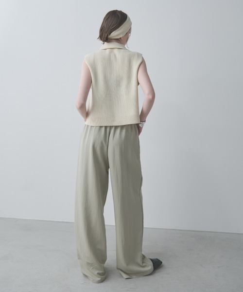 Aunt Marie's(アントマリーズ)の「ノースリーブジップポロベスト/トップス(ベスト・レディース・アイボリー/ブラウン/ブラック・FREE)」の12枚目の写真