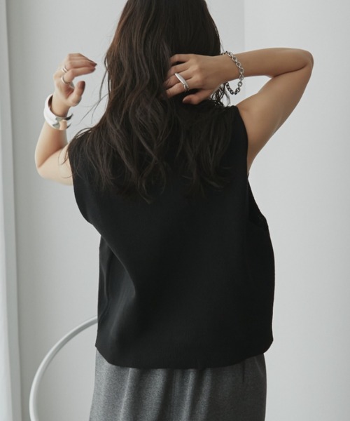 Aunt Marie's(アントマリーズ)の「ノースリーブジップポロベスト/トップス(ベスト・レディース・アイボリー/ブラウン/ブラック・FREE)」の16枚目の写真