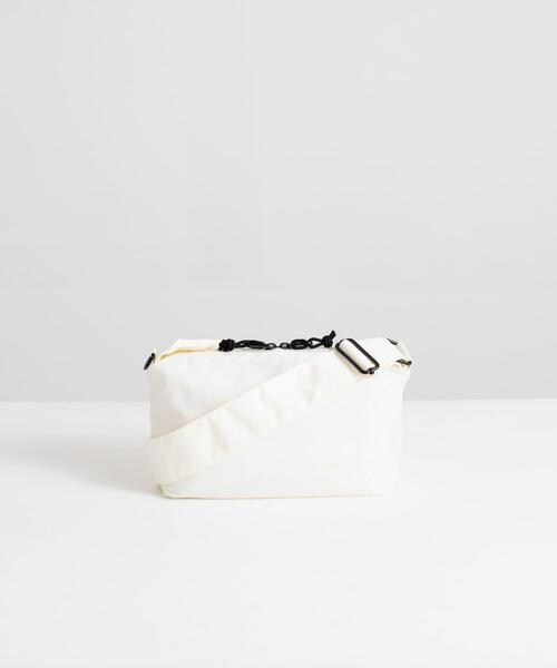 YAKPAK(ヤックパック)の「『別注』YAKPAK×DOORS SHOULDER BAG S(ショルダーバッグ・メンズ・ブラウン/ホワイト/ブラック/チャコールグレー・-)」の9枚目の写真