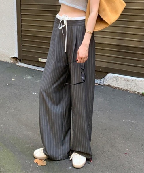 semplice(センプリチェ)の「ドローストリング ストライプ ワイドパンツ(カーゴパンツ・レディース・ネイビー/グレー・F)」の15枚目の写真