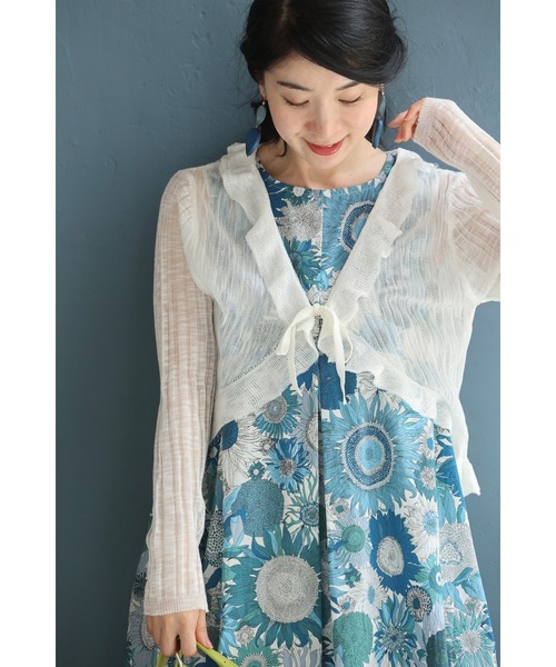 cawaii（カワイイ）の「Xラインフリルの短丈カーディガン（カーディガン/ボレロ・レディース・ホワイト/ブラック・FREE）」の2枚目の写真