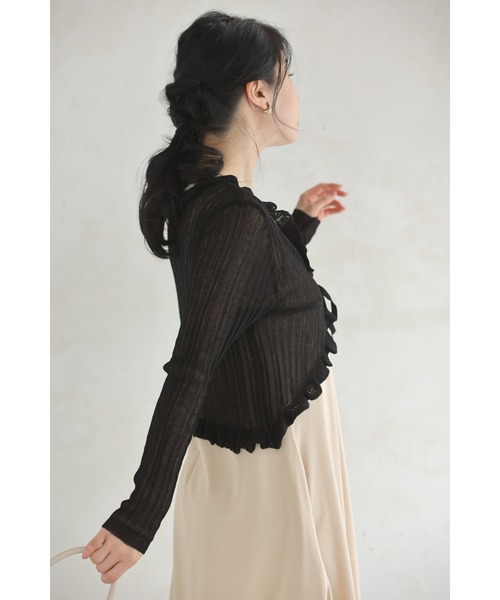 cawaii（カワイイ）の「Xラインフリルの短丈カーディガン（カーディガン/ボレロ・レディース・ホワイト/ブラック・FREE）」の3枚目の写真