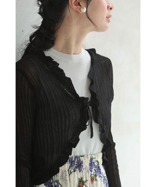 cawaii（カワイイ）の「Xラインフリルの短丈カーディガン（カーディガン/ボレロ・レディース・ホワイト/ブラック・FREE）」の5枚目の写真