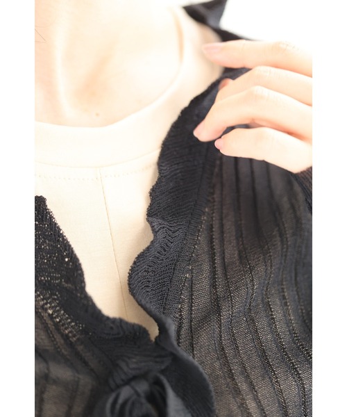 cawaii（カワイイ）の「Xラインフリルの短丈カーディガン（カーディガン/ボレロ・レディース・ホワイト/ブラック・FREE）」の14枚目の写真