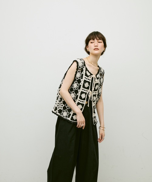 Lutim by u（ルチバイユー）の「Crochet daisy vest / クロシェ編みデイジーベスト（ベスト・レディース・ナチュラル/ブラック・FREE）」の11枚目の写真