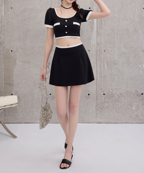 TeddyShop(テディショップ)の「レディース水着 半袖クロップドパール調ボタン配色ビスチェビキニ+タックスカート 3点セット(水着・レディース・ブラック・L/M/S)」の9枚目の写真