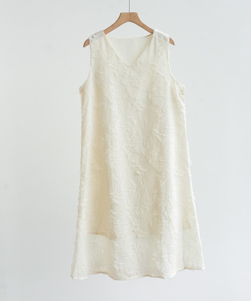 Forcement(フォースメント)の「おしゃれな夏服。一枚でこなれる上品シャギーフリンジIラインワンピース(ワンピース・レディース・ホワイト/ブルー/アイボリー/ブラック・FREE)」の8枚目の写真