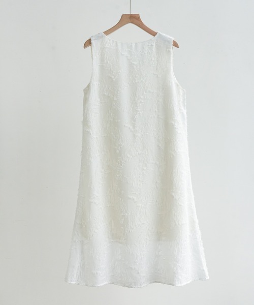 Forcement(フォースメント)の「おしゃれな夏服。一枚でこなれる上品シャギーフリンジIラインワンピース(ワンピース・レディース・ホワイト/ブルー/アイボリー/ブラック・FREE)」の16枚目の写真
