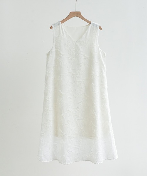 Forcement(フォースメント)の「おしゃれな夏服。一枚でこなれる上品シャギーフリンジIラインワンピース(ワンピース・レディース・ホワイト/ブルー/アイボリー/ブラック・FREE)」の17枚目の写真