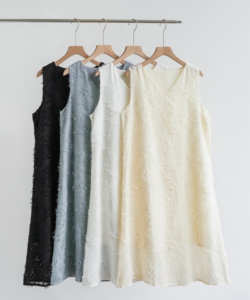 Forcement(フォースメント)の「おしゃれな夏服。一枚でこなれる上品シャギーフリンジIラインワンピース(ワンピース・レディース・ホワイト/ブルー/アイボリー/ブラック・FREE)」の5枚目の写真