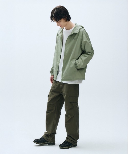 MARITHE + FRANCOIS GIRBAUD(マリテフランソワジルボー)の「HOODIE WIND BREAKER(ブルゾン・レディース・グレー系その他/ネイビー・MEDIUM/LARGE/SMALL/X-LARGE)」の5枚目の写真