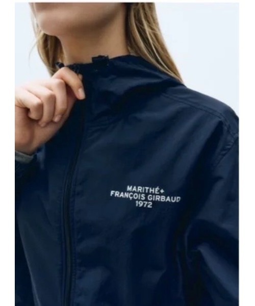 MARITHE + FRANCOIS GIRBAUD(マリテフランソワジルボー)の「HOODIE WIND BREAKER(ブルゾン・レディース・グレー系その他/ネイビー・MEDIUM/LARGE/SMALL/X-LARGE)」の13枚目の写真
