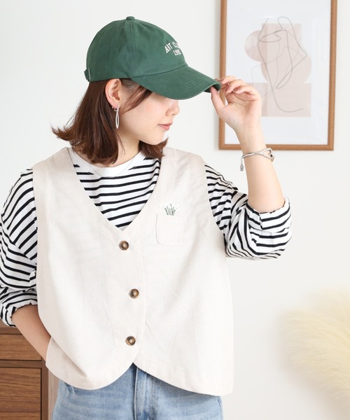 Quelle Chance(ケルシャンス)の「ワンポイント刺繍ベスト(ベスト・レディース・ベージュ/ネイビー/モカ・M/L)」の10枚目の写真