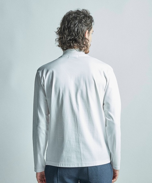 MEN'S BIGI(メンズビギ)の「ニットコンビ モックネック長袖Tシャツ(Tシャツ/カットソー・メンズ・ブラウン/ホワイト/ネイビー・02/03/04/01)」の9枚目の写真