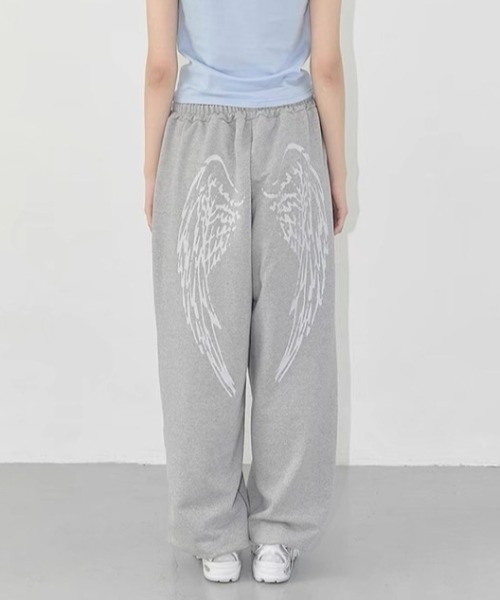 ViViDAY（ビビデー）の「天使の翼　バックプリントスウェットパンツ（スウェットパンツ・レディース・グレー/ブラック・M）」の9枚目の写真
