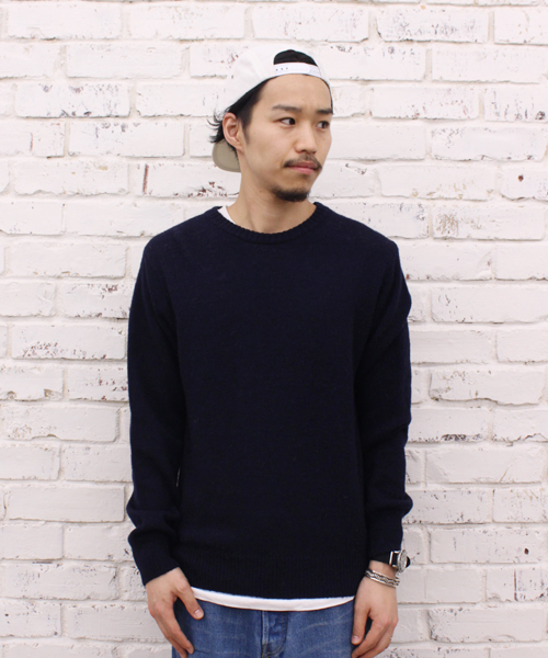 CIAOPANIC（チャオパニック）の「【Ciaopanic】ウォッシャブル天竺編みクルーニット（ニット/セーター・メンズ・マスタード/オレンジ/ネイビー/グレー/ボルドー/グリーン/ダークブルー/ホワイト・MEDIUM/LARGE）」の5枚目の写真