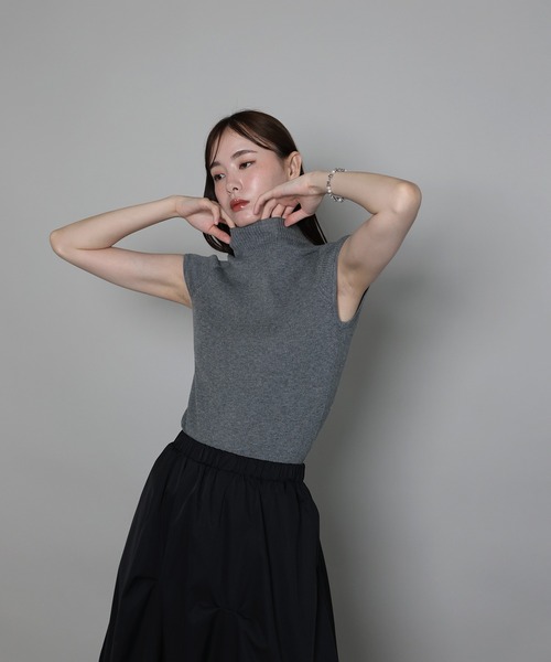 J by blue(ジェイバイブルー)の「《新色追加》ウール混フレンチスリーブニット(ニット/セーター・レディース・ホワイト/ボルドー/ベージュ/ブラック/チャコールグレー/ブラウン・MEDIUM)」の16枚目の写真