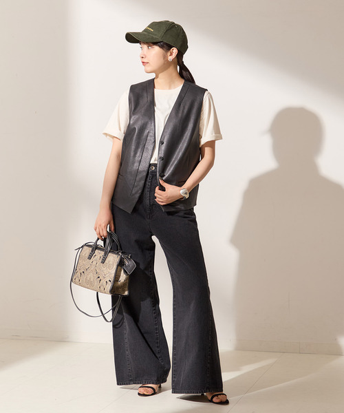 journal standard L'essage(ジャーナルスタンダードレサージュ)の「【金子綾さん着用】シンセティックレザーベスト(ブルゾン・レディース・ブラック・FREE)」の16枚目の写真