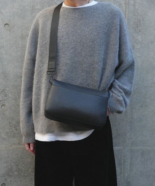 Lui's（ルイス）の「マルチWAYスプリットレザーショルダーバッグ/本革（ショルダーバッグ・メンズ・ブラック・FREE）」の14枚目の写真
