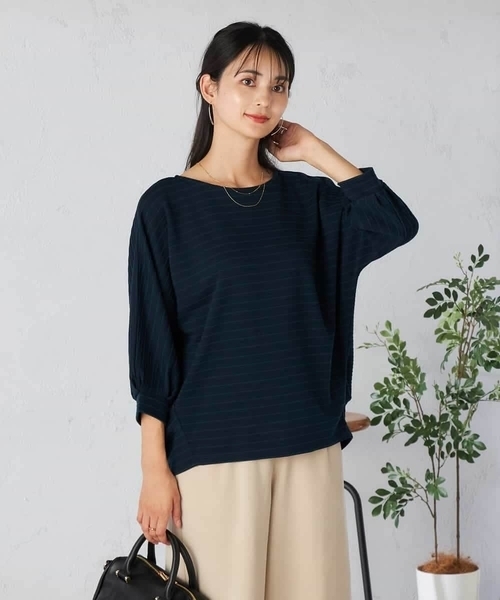 a.v.v(アーヴェヴェ)の「ボーダードルマントップス(Tシャツ/カットソー・レディース・ブラック/ネイビー/アイボリー/グレー系その他・40/38/36)」の8枚目の写真