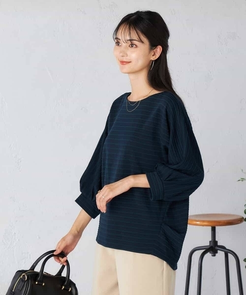 a.v.v(アーヴェヴェ)の「ボーダードルマントップス(Tシャツ/カットソー・レディース・ブラック/ネイビー/アイボリー/グレー系その他・40/38/36)」の7枚目の写真