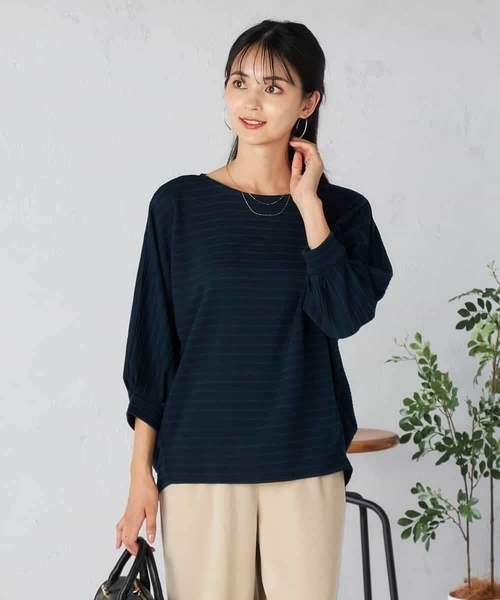 a.v.v(アーヴェヴェ)の「ボーダードルマントップス(Tシャツ/カットソー・レディース・ブラック/ネイビー/アイボリー/グレー系その他・40/38/36)」の6枚目の写真