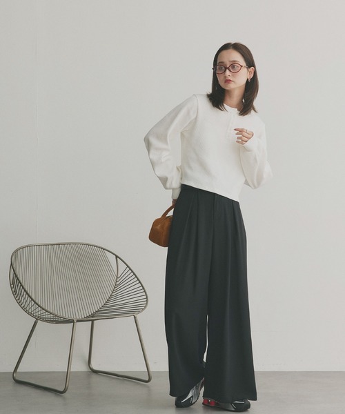 ad thie(アドティエ)の「ヘンリーネック ショート丈 ワッフルプルオーバー(Tシャツ/カットソー・レディース・ブラック/ボルドー/チャコール/オフホワイト/ブラウン系/ピンク/ブラック系/イエロー・FREE)」の10枚目の写真