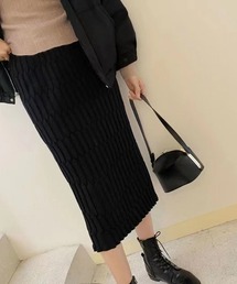 変形編みニットナロースカート