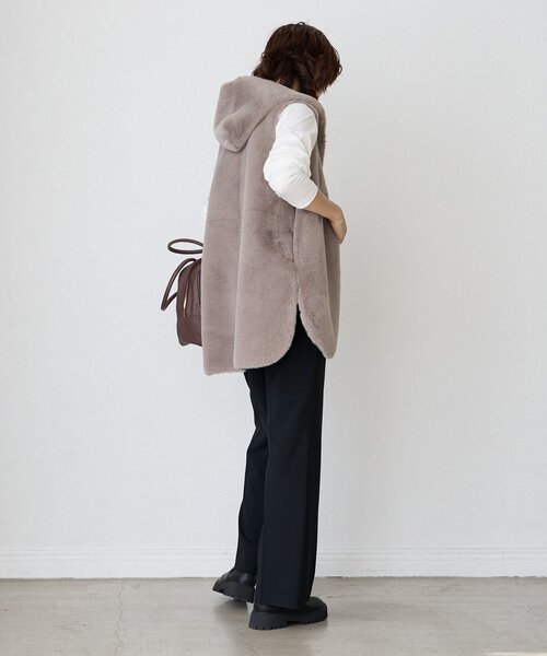 RIVE DROITE(リヴドロワ)の「【ヴィンテージライクな着こなしに】ヴィンテージロゴTee(Tシャツ/カットソー・レディース・オフホワイト/チャコールグレー/モカ・FREE)」の13枚目の写真