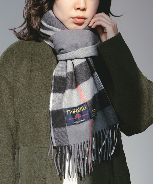 TWEED MILL（ツイードミル）の「TWEED MILL / チェック ウール ストール（マフラー・レディース・ブルー/グレー/グリーン/ブラック・ONE SIZE）」の2枚目の写真