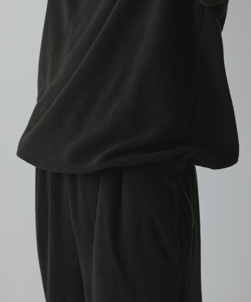 THOUSAND MILE(サウザンドマイル)の「THOUSAND MILE/サウザンドマイル CREW NECK LONG SLEEVE T-SHIRT&LONG PANTS 両面フリース セットアップ(セットアップ・メンズ・ブラック/チャコール・M/XL/L/XS)」の11枚目の写真