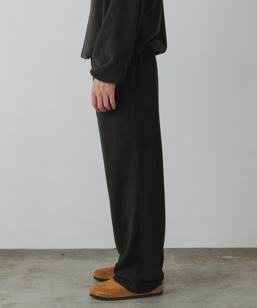 THOUSAND MILE(サウザンドマイル)の「THOUSAND MILE/サウザンドマイル CREW NECK LONG SLEEVE T-SHIRT&LONG PANTS 両面フリース セットアップ(セットアップ・メンズ・ブラック/チャコール・M/XL/L/XS)」の17枚目の写真