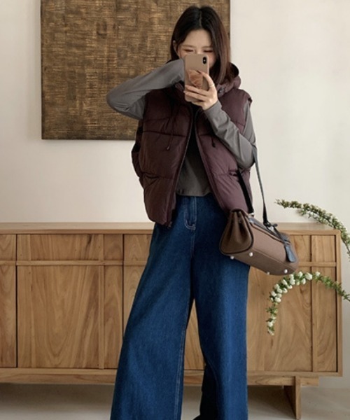 Ritzy(リッツィー)の「フード付き エコダウンベスト(ダウンベスト・レディース・ベージュ/ブラック/ワイン/グレー/オフホワイト・L/M)」の8枚目の写真
