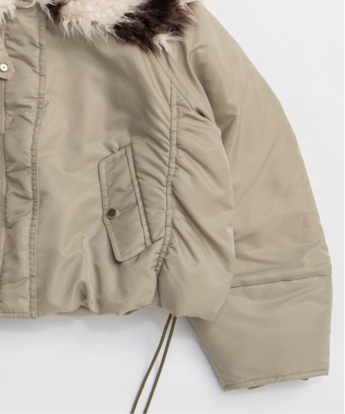 MAISON SPECIAL(メゾンスペシャル)の「Fur Collar Padded Blouson / 中綿ブルゾン(ブルゾン・レディース・カーキ/ブラック・FREE)」の13枚目の写真